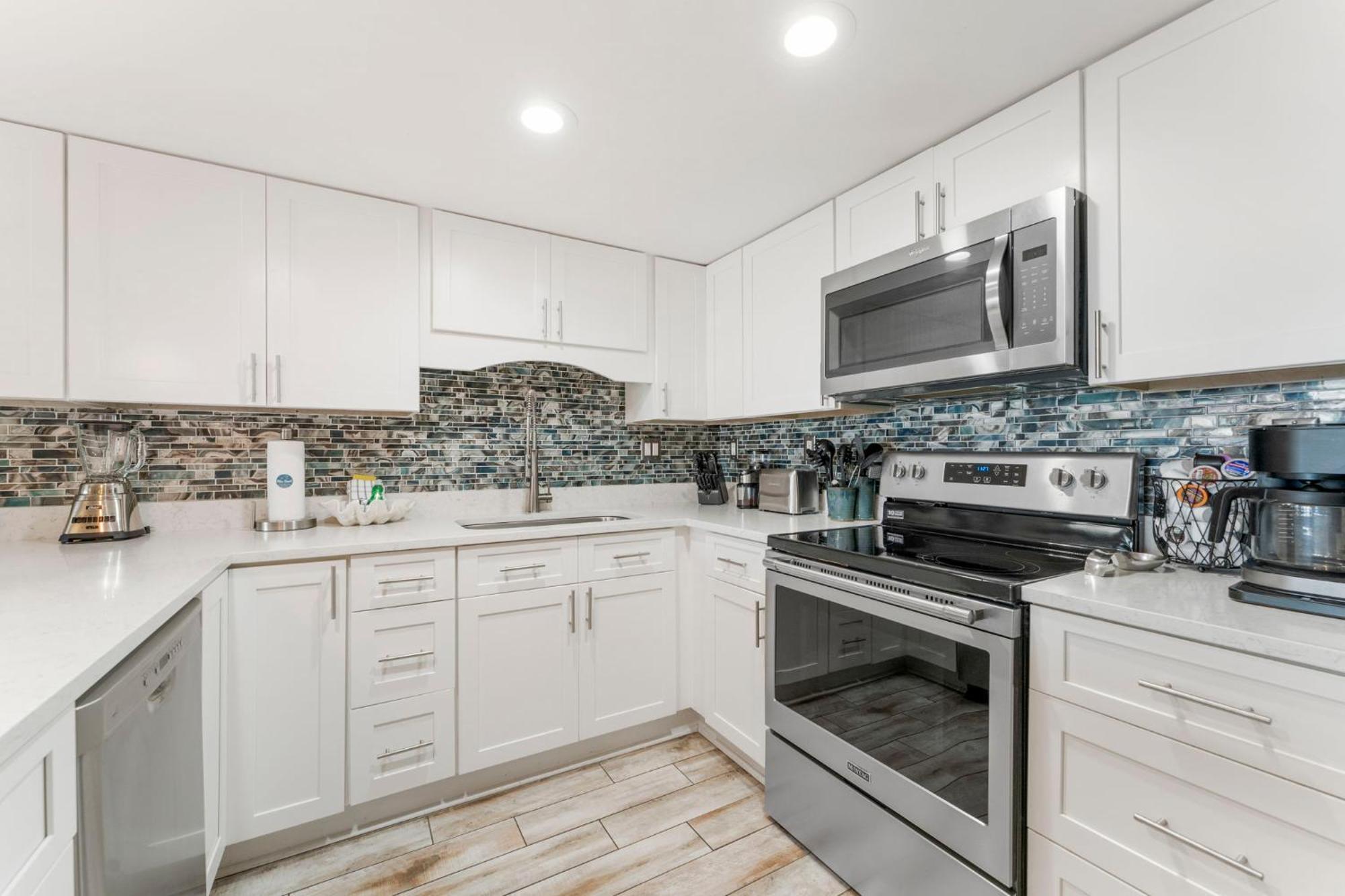 Stunning 2/2 Designer Condo W Coastal Appeal Right On The Gulf! Panama City Beach Esterno foto