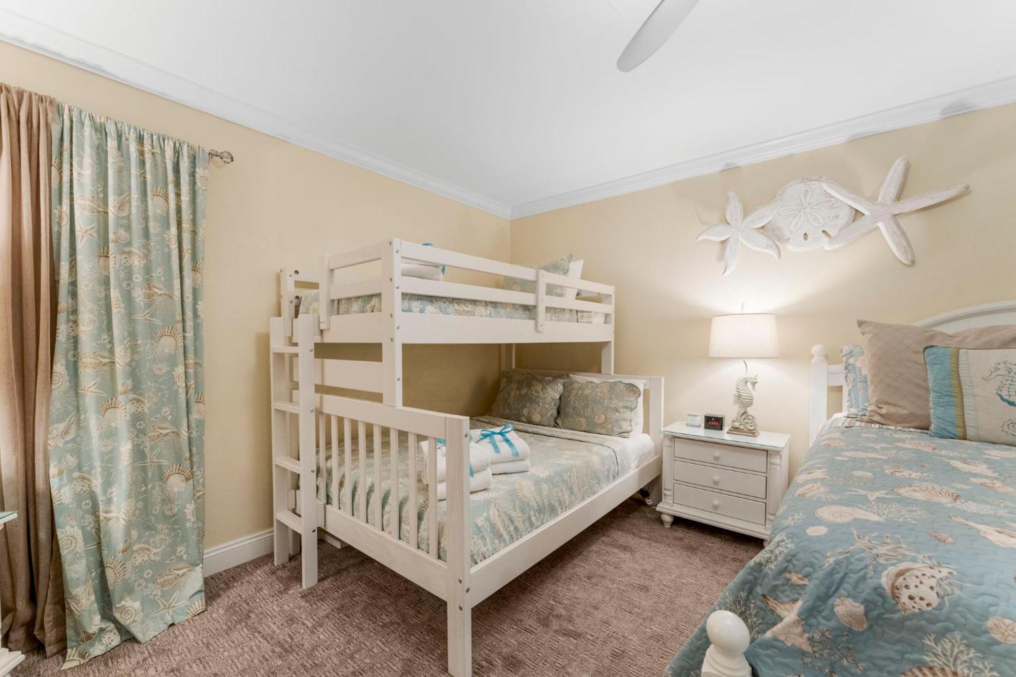 Stunning 2/2 Designer Condo W Coastal Appeal Right On The Gulf! Panama City Beach Esterno foto