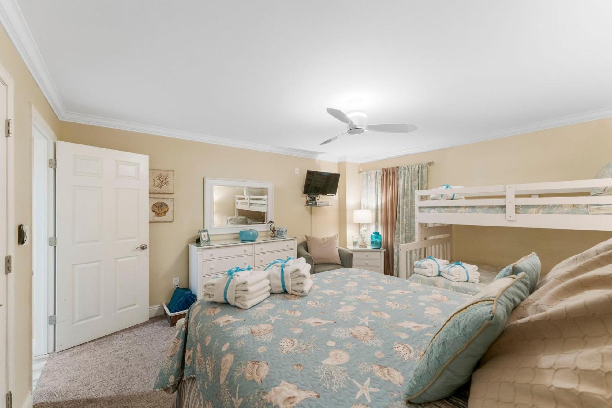 Stunning 2/2 Designer Condo W Coastal Appeal Right On The Gulf! Panama City Beach Esterno foto